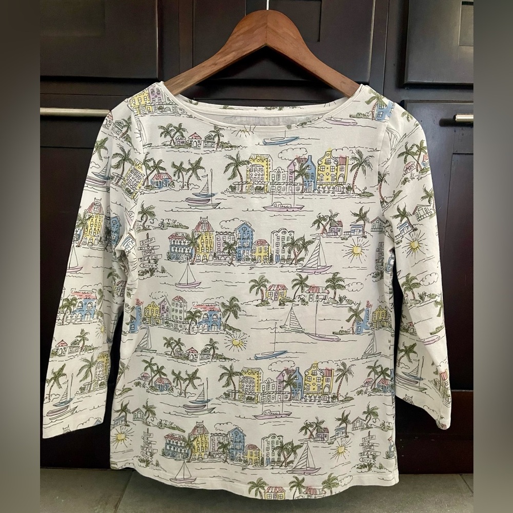 Cute Talbots coastal print tee 🌴 - Picture 2 of 8
